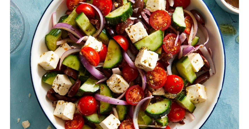 Verfrissende Mediterrane Salade met Feta en Kruiden